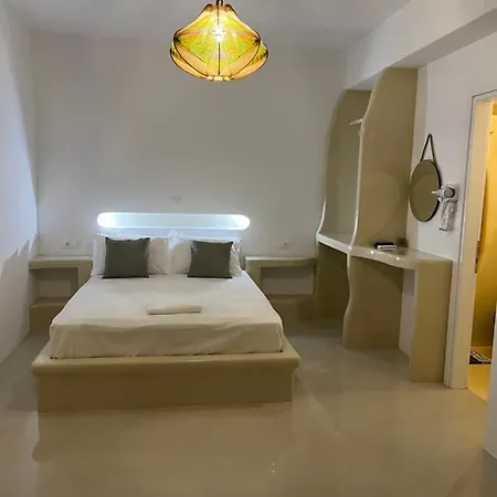 Alexandra 3*